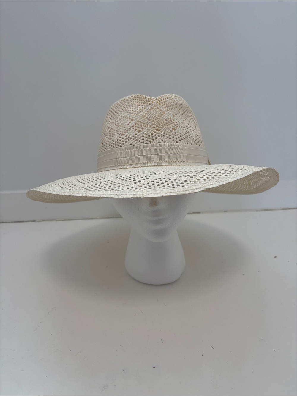 Helen Kaminski Cream Wide-Brim Straw Fedora